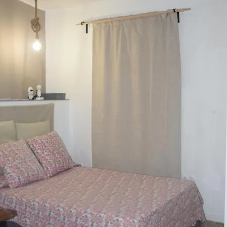 Delante De La Playa Homestay